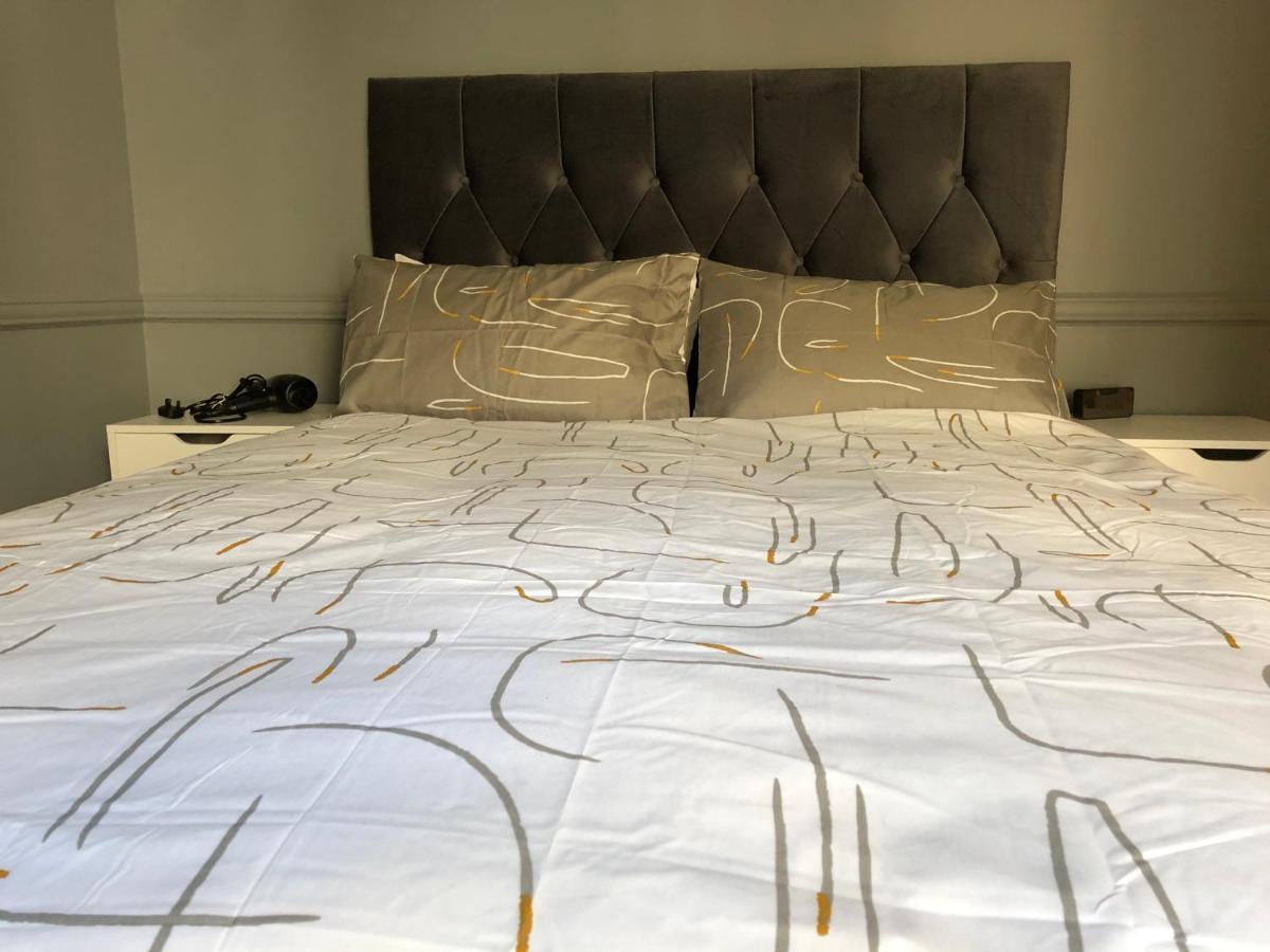 Stylish 2 Bed Apartment Next To The Norfolk Broads Coltishall المظهر الخارجي الصورة